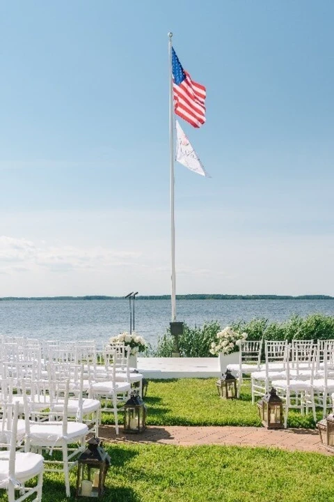 A Classic Wedding for Ashley and Brian