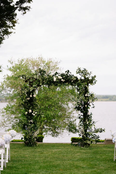 A Garden Wedding for Ailish and Kurt