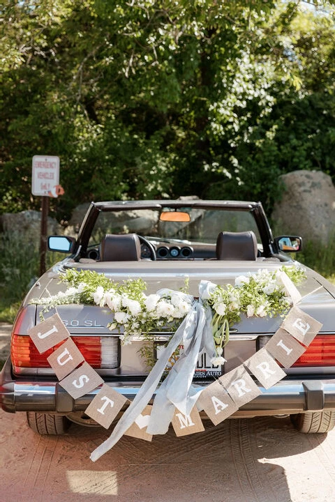 An Outdoor Wedding for Jillian and Jeff