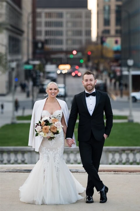 A Glam Wedding for Carly and Mike