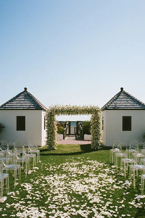 An Outdoor Wedding for Courtney and Joseph