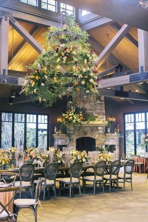 An Indoor Wedding for Kelly and Garrett