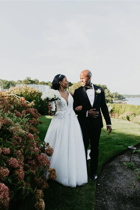 A Waterfront Wedding for Elise and Evan