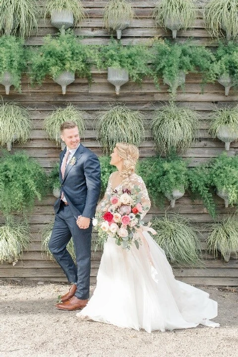 A Rustic Wedding for Christina and Jeff