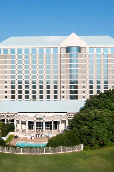 Renaissance Dallas North Hotel