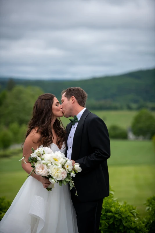 A Classic Wedding for Christina and Jess