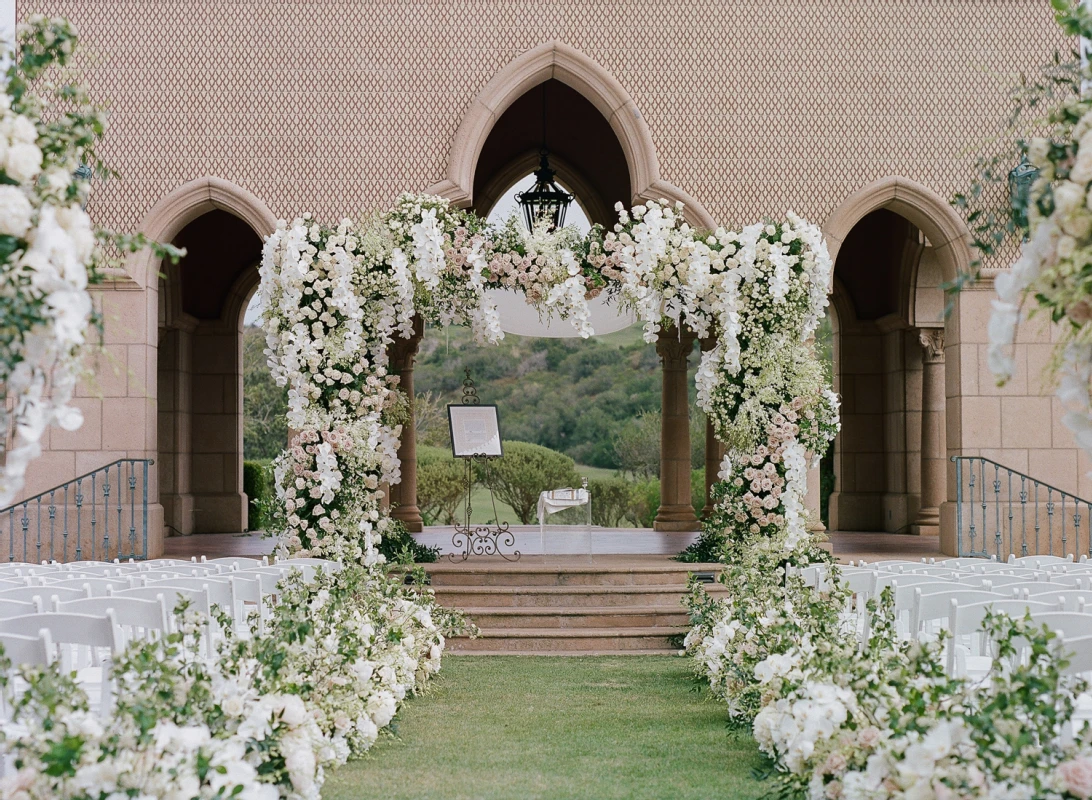 A Glam Wedding for Farrah and Nick