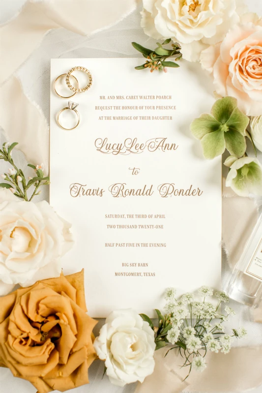 A Country Wedding for Lucy and Travis