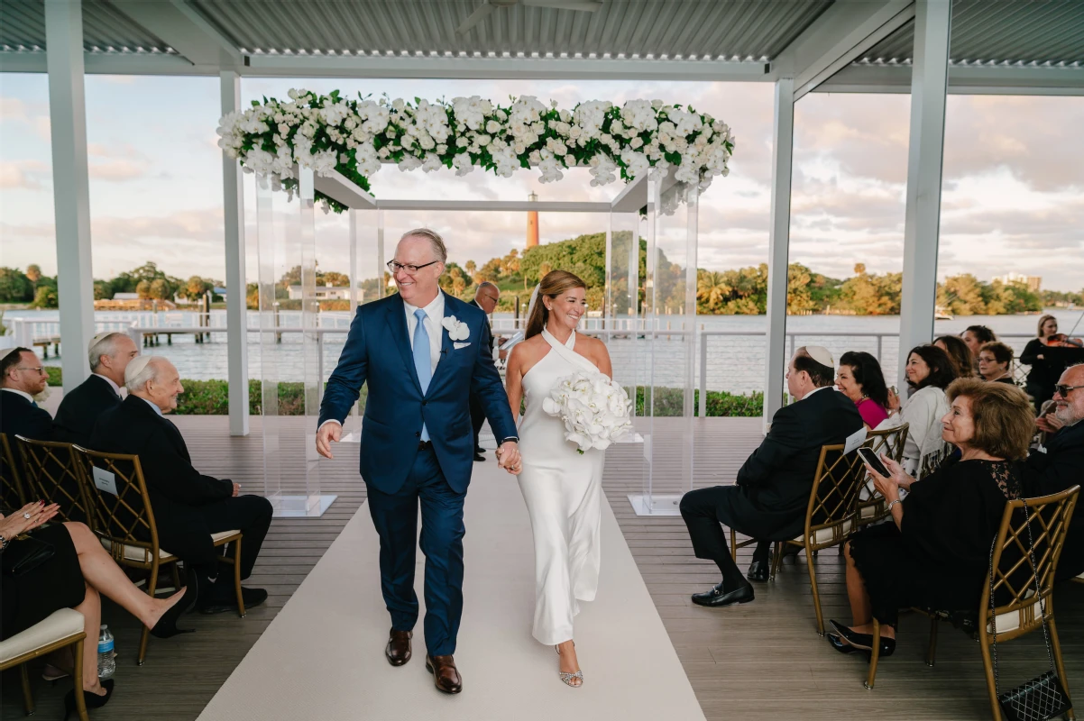 A Waterfront Wedding for Lynn and Alan