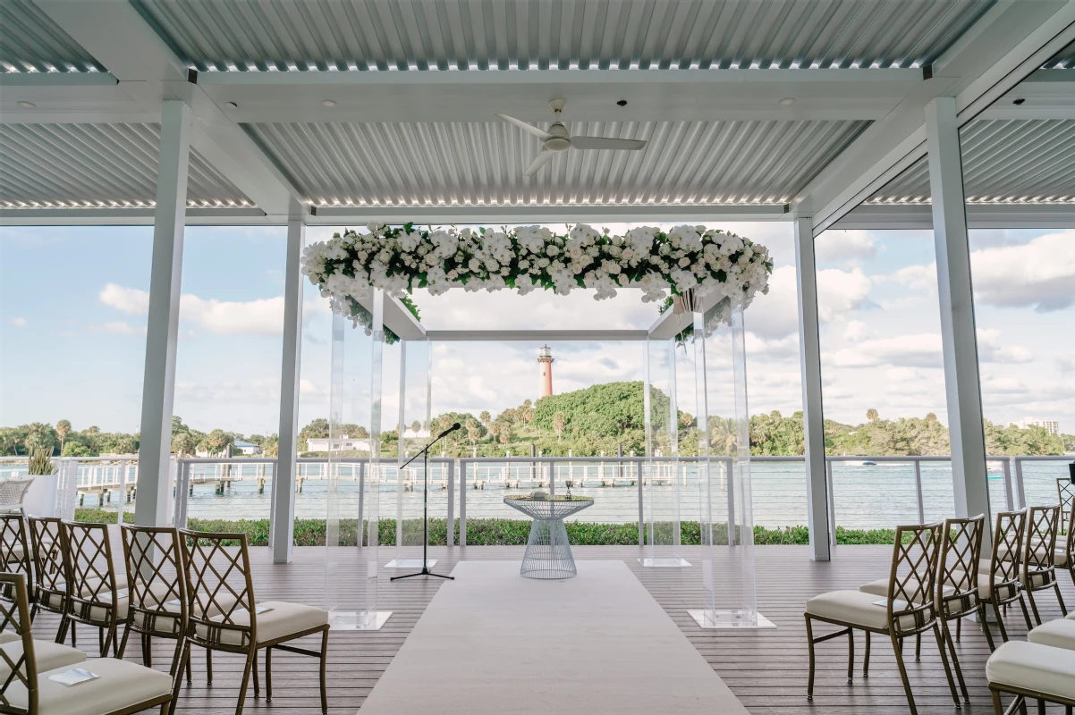 A Waterfront Wedding for Lynn and Alan