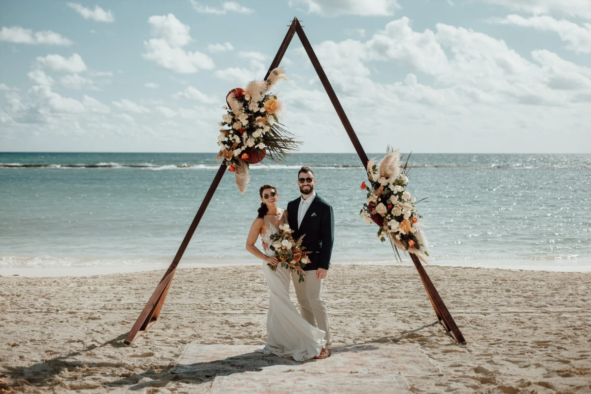 A Waterfront Wedding for Victoria and Justin