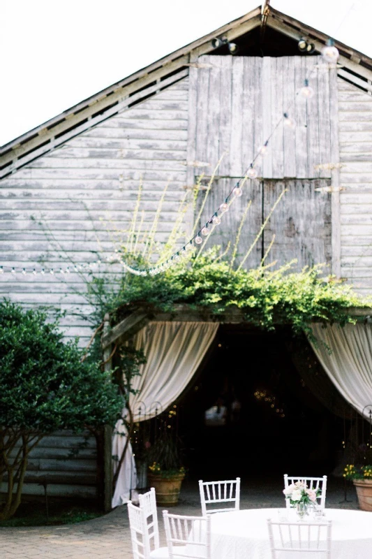 A Classic Wedding for Harper and Tyson