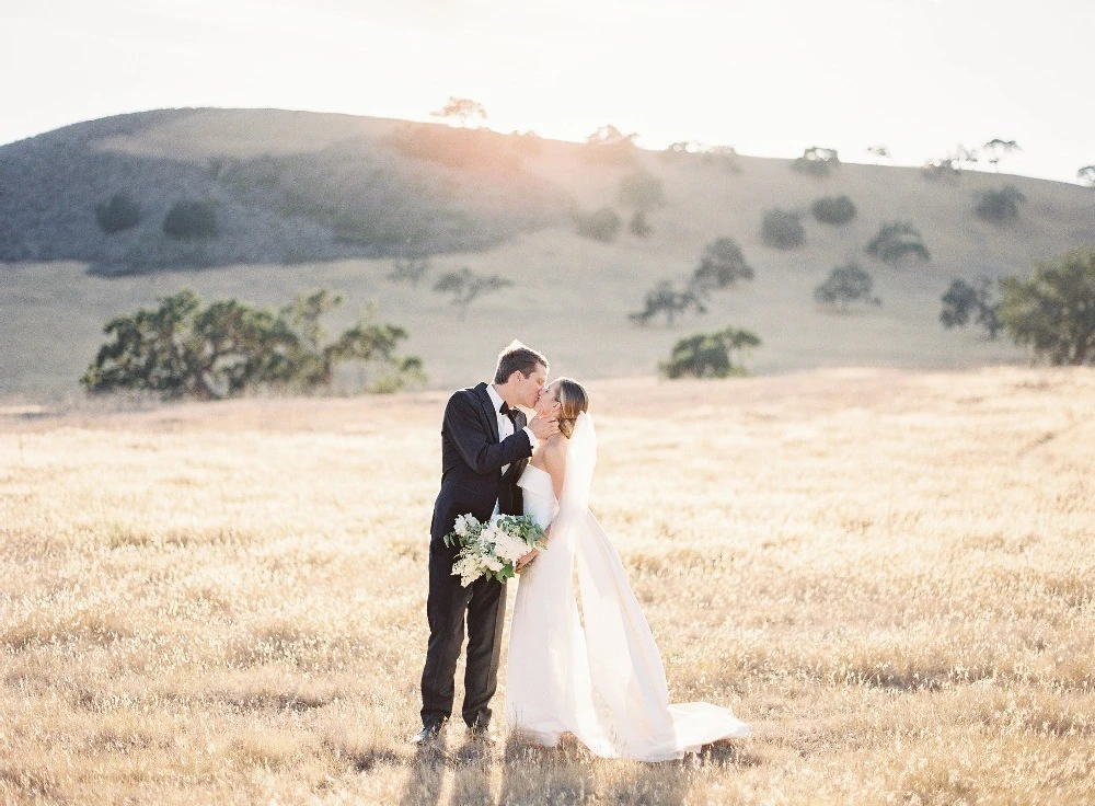 An Outdoor Wedding for Lauren and Boyd