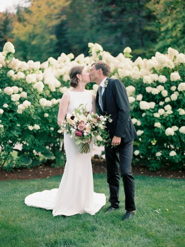 A Garden Wedding for Meaghan and Loren