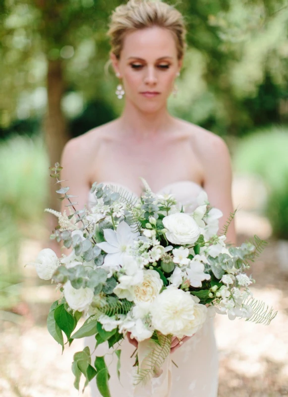 An Outdoor Wedding for Maggie and Clayton