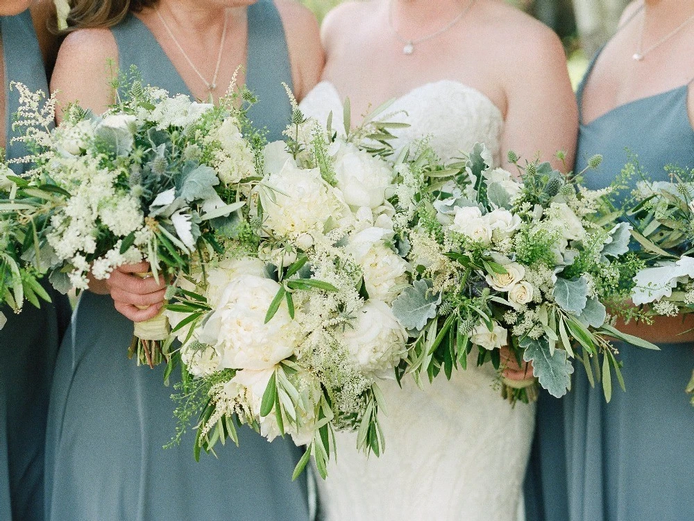 An Outdoor Wedding for Colleen and Tony