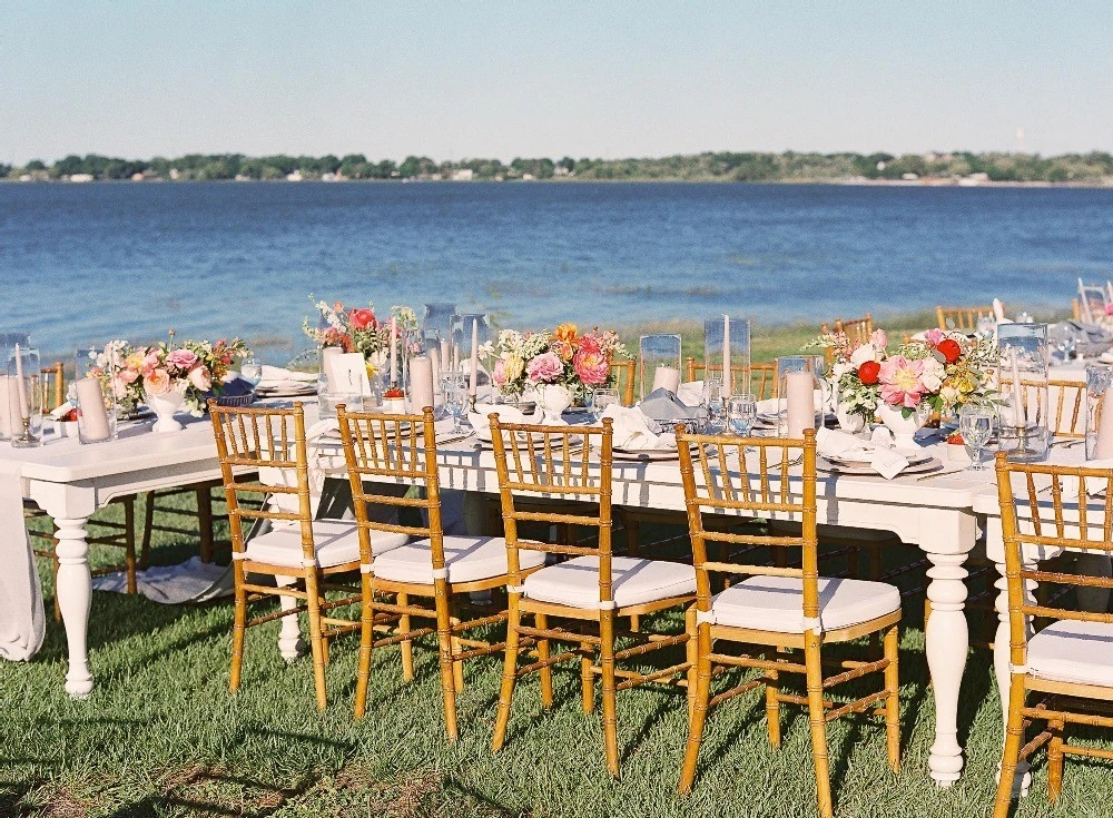 An Outdoor Wedding for Alison and Brett