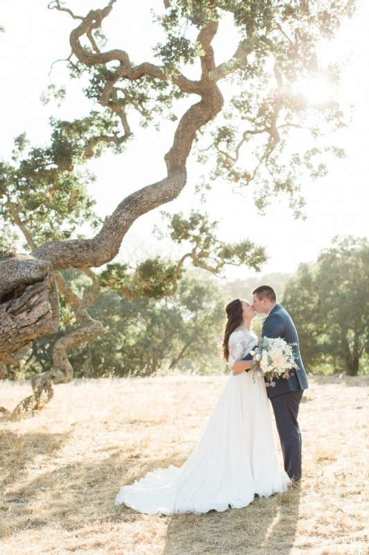 A Rustic Wedding for Ashlee and Ian