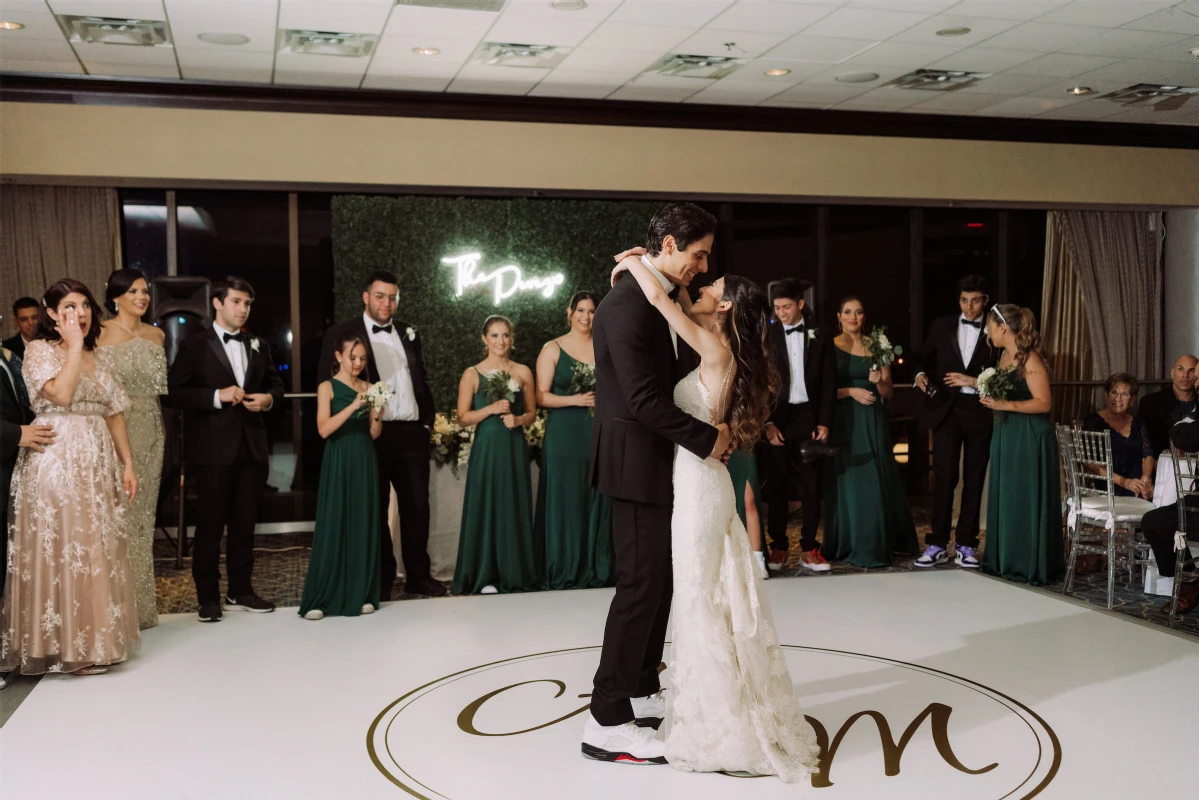 A Classic Wedding for Adriana and Marc Anthony