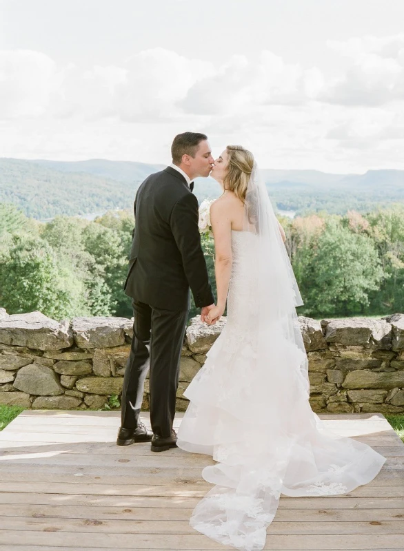 A Classic Wedding for Allyson and Brendan