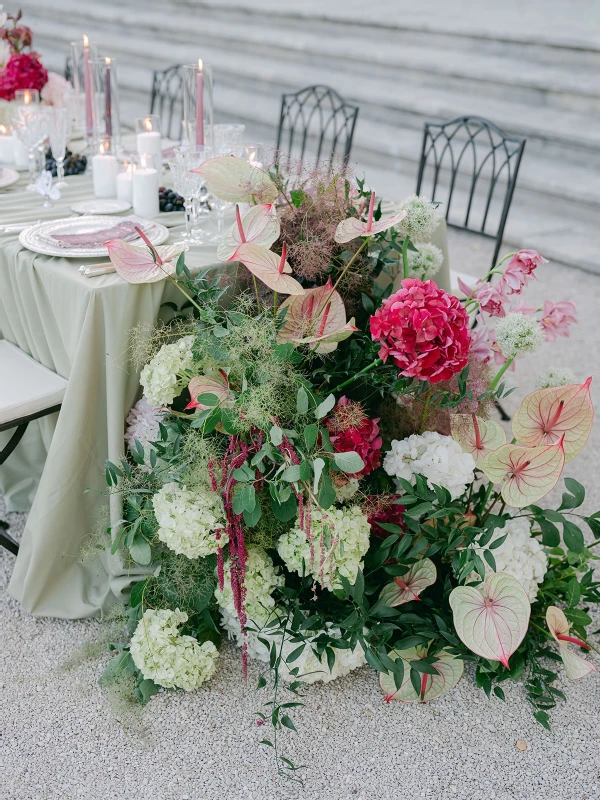 A Wedding That Gave Pale Provence a Pop of Plum