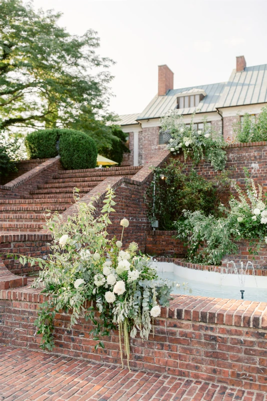 An Outdoor Wedding for Alex and Greg