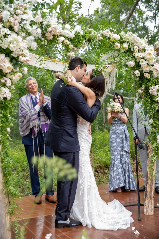 An Outdoor Wedding for Ali and Jeff