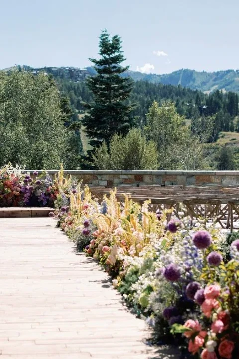 An Heirloom Mountain Wedding Abloom with Pastel Wildflowers