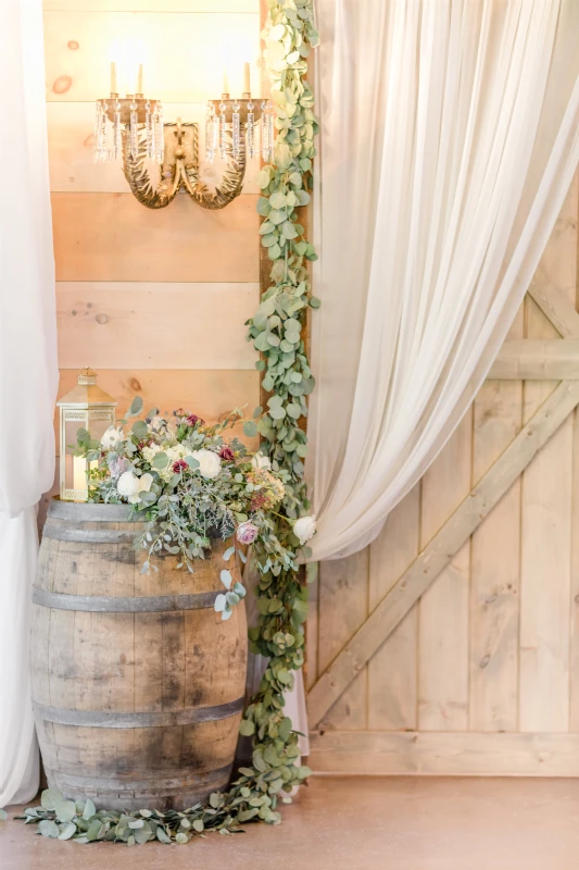 A Rustic Wedding for Alyssa and Ian