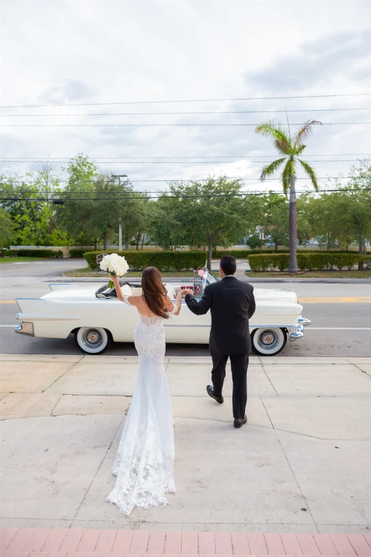 A Beach Wedding for Amy and Jorge