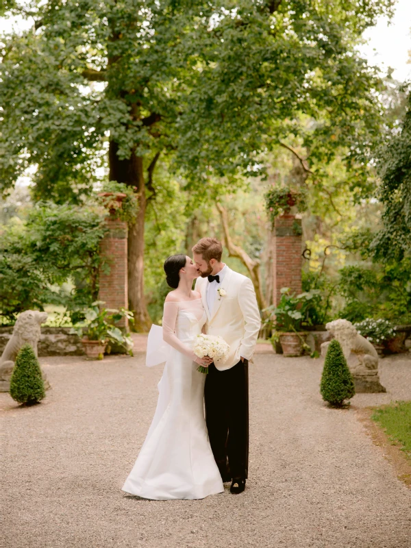 An Intimate Wedding for Anna and Jim