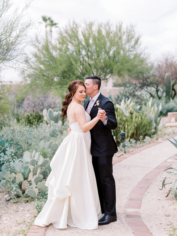 A Desert Wedding for Annie and Robert