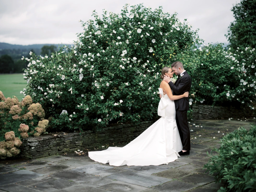 A Formal Wedding for Annie and Taylor