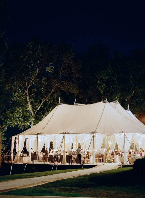 A Waterfront Wedding for Ashley and Dan