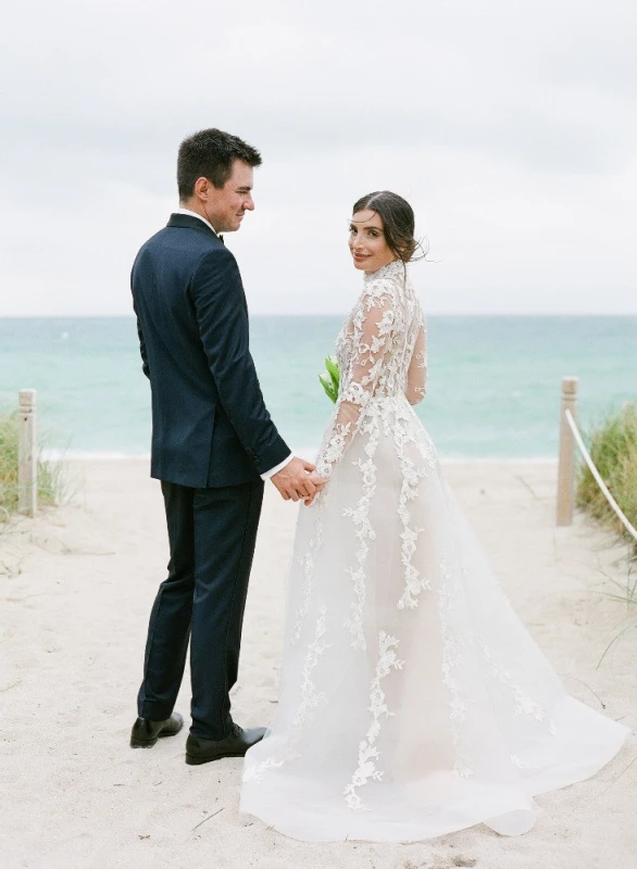 A Beach Wedding for Natalie and Scott