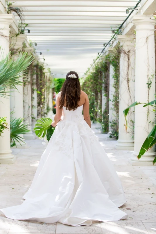 A Beach Wedding for Savannah and Miles