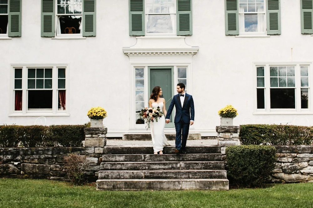 An Outdoor Wedding for Dara and Jacob