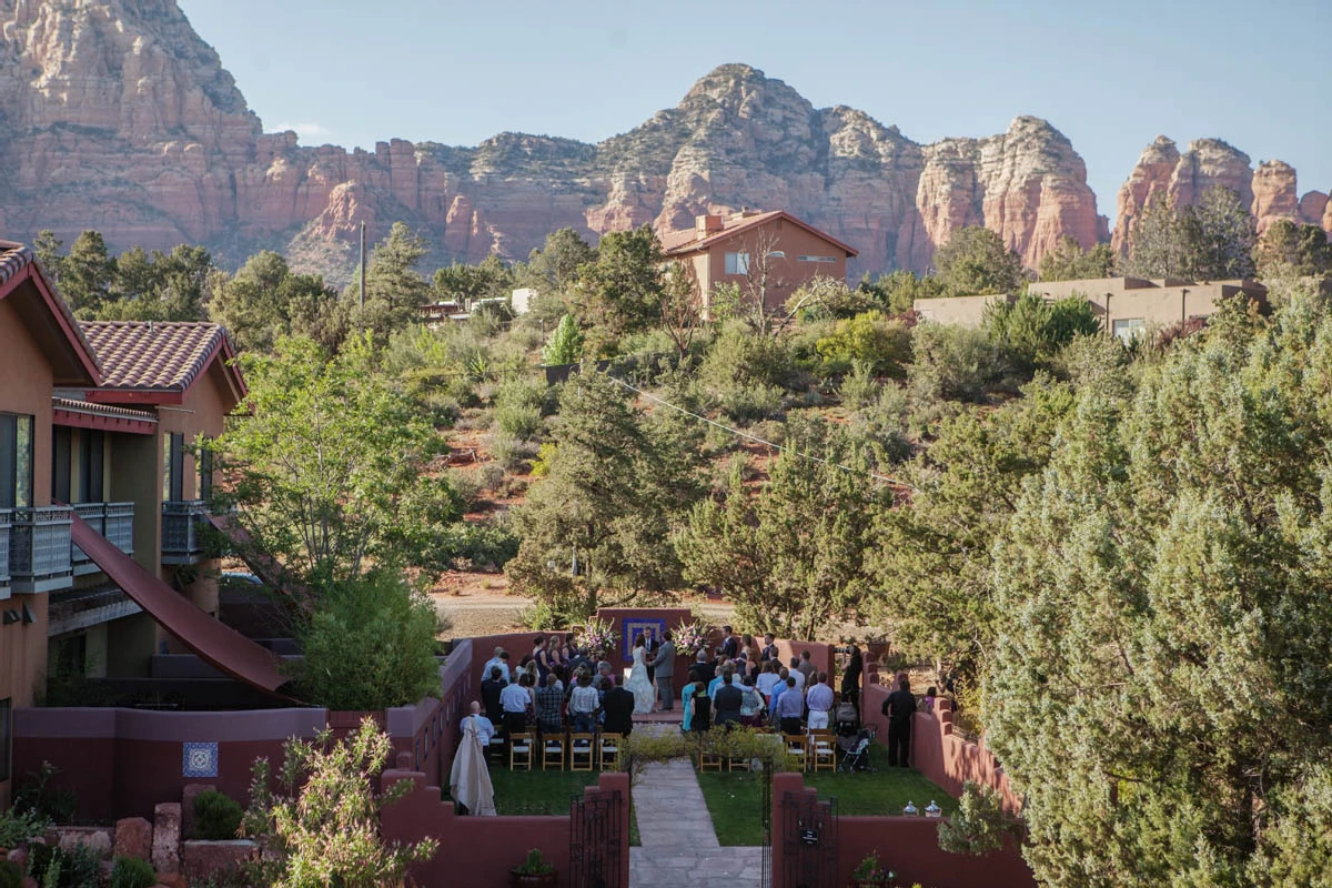 A Wedding for Elizabeth and Michael