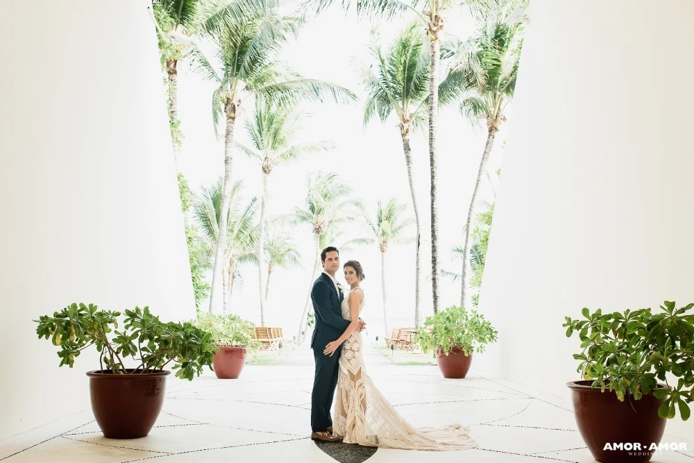 A Beach Wedding for Baili and Ryan