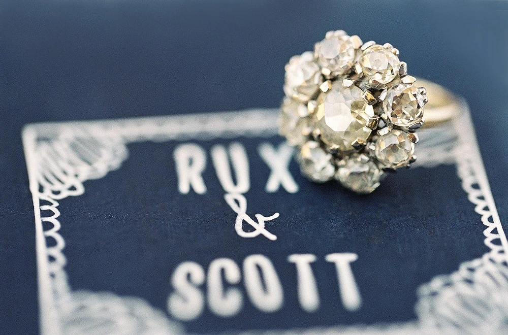 A Classic Wedding for Ruxandra and Scott