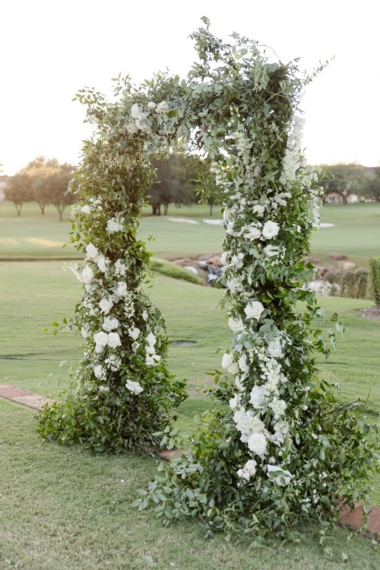 A Classic Wedding for Taylor and Malcolm