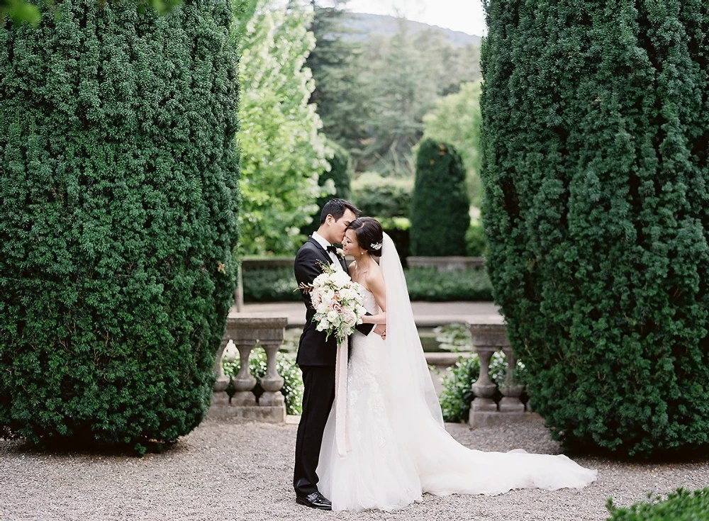 A Classic Wedding for Lily and Charles