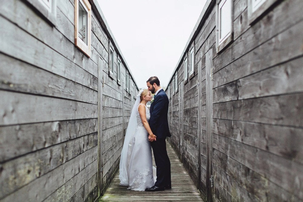 A Waterfront Wedding for Laura and Louis