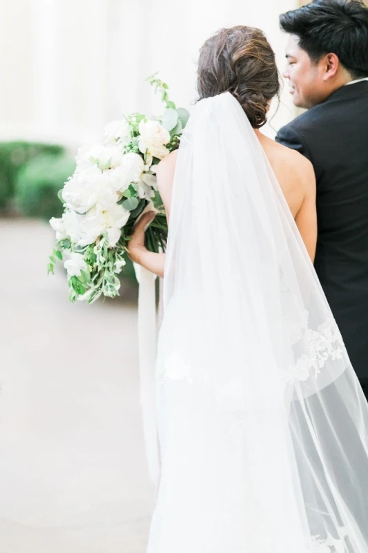 An Indoor Wedding for Catherine and Jordan