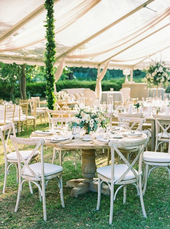 A Classic Wedding for Catherine and Gus