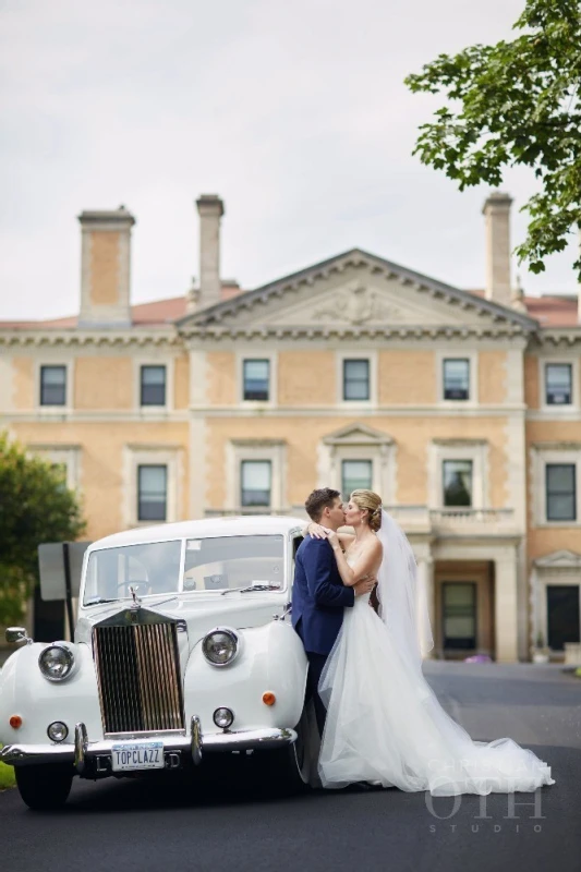 A Classic Wedding for Nicole and Brian