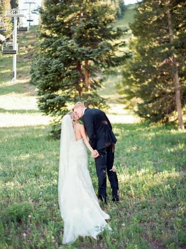 A Classic Wedding for Abby and Connor