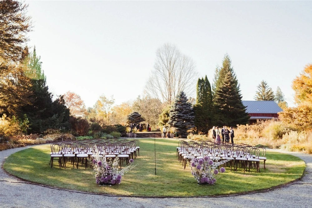 A Garden Wedding for Carol and Christopher