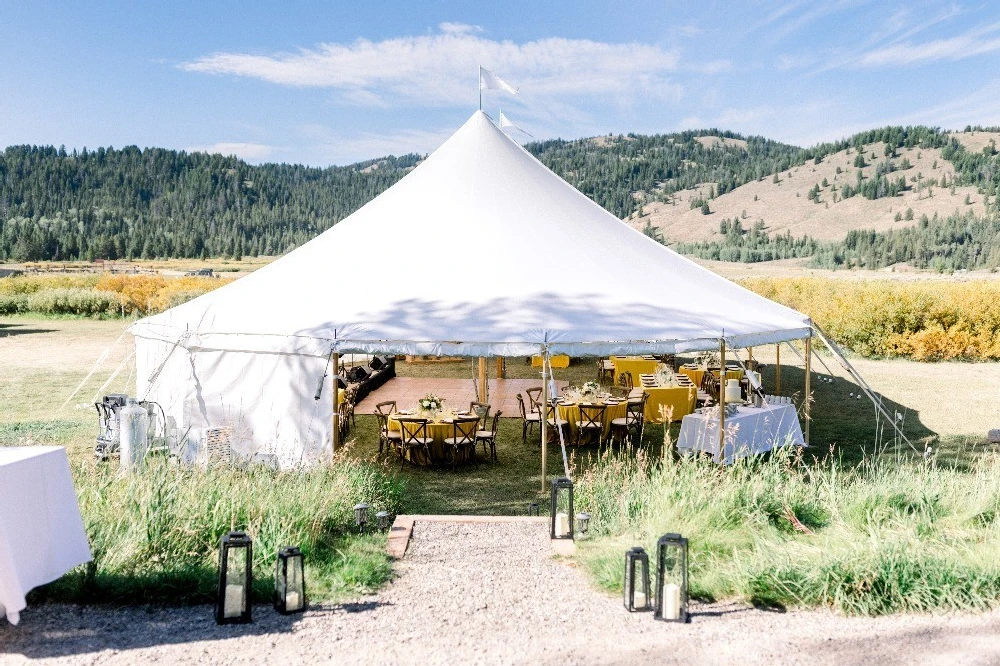 A Mountain Wedding for Jennie and David