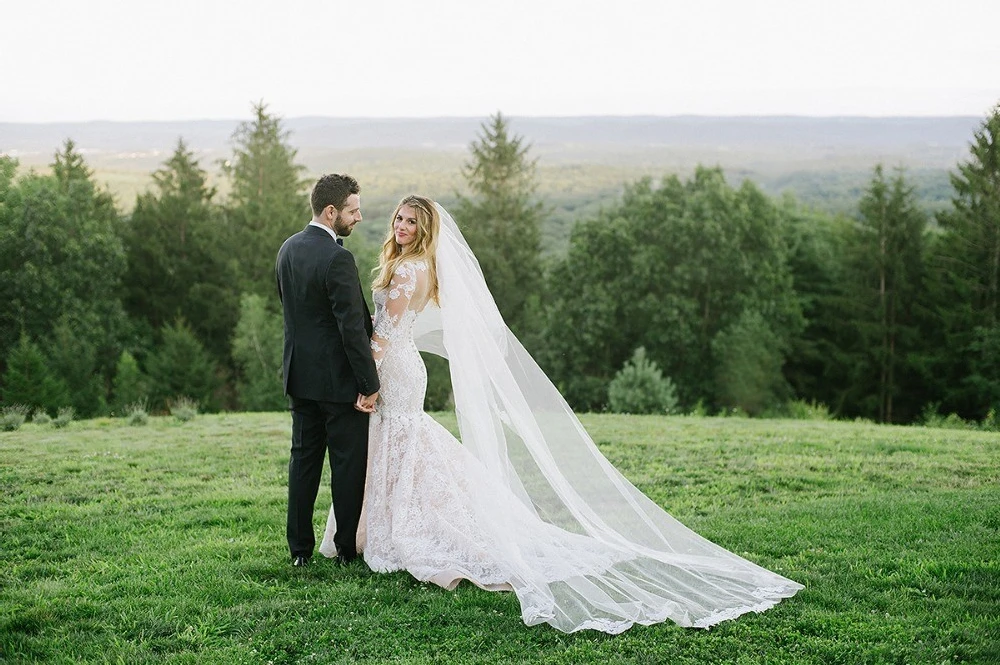 A Rustic Wedding for Kelly and Jordan